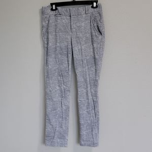 Calvin klein gray ankle pants women/ Size 4.
